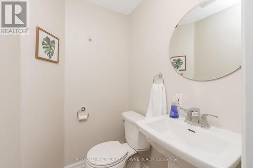 7 Guelph St, Halton Hills, ON - Indoor Photo Showing Bathroom