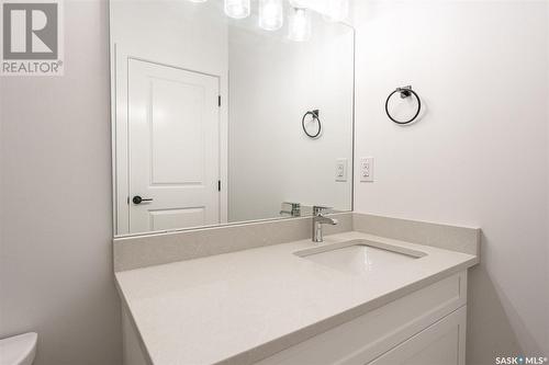 311 170 Mirond Road, Martensville, SK - Indoor Photo Showing Bathroom