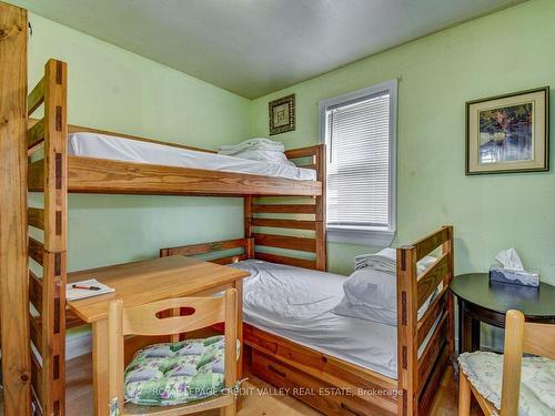 23 Snow Rd, Bancroft, ON - Indoor Photo Showing Bedroom