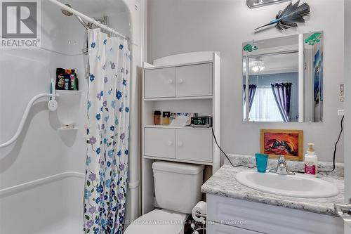 72 Chadwin Dr, Kawartha Lakes, ON - Indoor Photo Showing Bathroom
