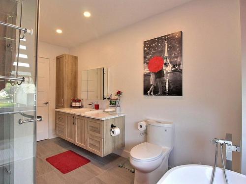 Salle de bains - 194 Rue Des Parulines, Val-D'Or, QC - Indoor Photo Showing Bathroom