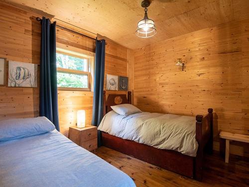Chambre Ã Â coucher - 3948 Rive Du Lac-Tremblant, Lac-Tremblant-Nord, QC - Indoor Photo Showing Bedroom