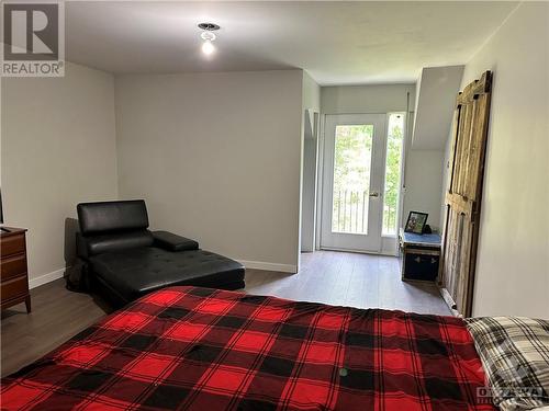 3301 9Th Line Road, Ottawa, ON - Indoor Photo Showing Bedroom