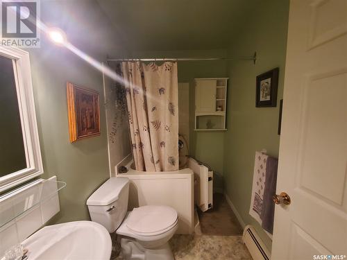 304 Stewart Street, Kamsack, SK - Indoor Photo Showing Bathroom