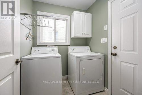 12 Winterberry Lane, Guelph, ON - Indoor Photo Showing Laundry Room