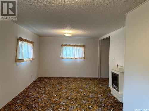 218 3Rd Avenue W, Coleville, SK - Indoor Photo Showing Other Room