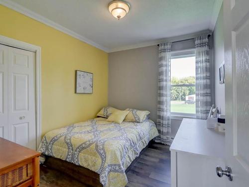 Bedroom - 283  - 287 Rue Principale, Grenville, QC - Indoor Photo Showing Bedroom