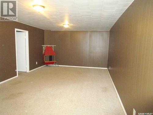112 Bell Road, Assiniboia, SK - Indoor Photo Showing Other Room