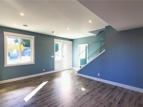105 Despard Ave, Parksville, BC - Indoor Photo Showing Other Room