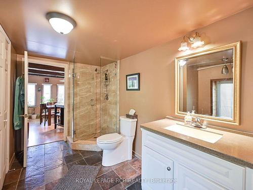 14902 Mount Pleasant Rd, Caledon, ON - Indoor Photo Showing Bathroom
