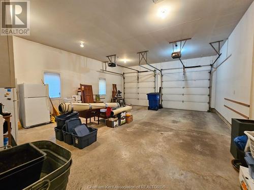 31 Paxton Drive, Chatham, ON - Indoor Photo Showing Garage
