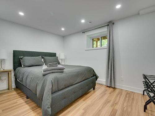 Chambre Ã Â coucher - 104 Rue Trudeau, Sainte-Agathe-Des-Monts, QC - Indoor Photo Showing Bedroom