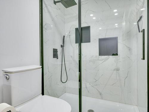Salle de bains - 104 Rue Trudeau, Sainte-Agathe-Des-Monts, QC - Indoor Photo Showing Bathroom