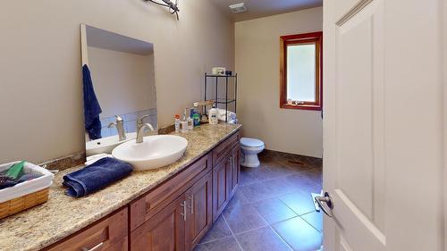 1023 Silvertip Road, Rossland, BC - Indoor Photo Showing Bathroom