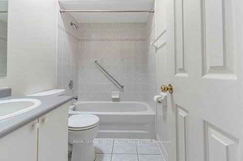 101 Pinebrook Circ, Caledon, ON - Indoor Photo Showing Bathroom