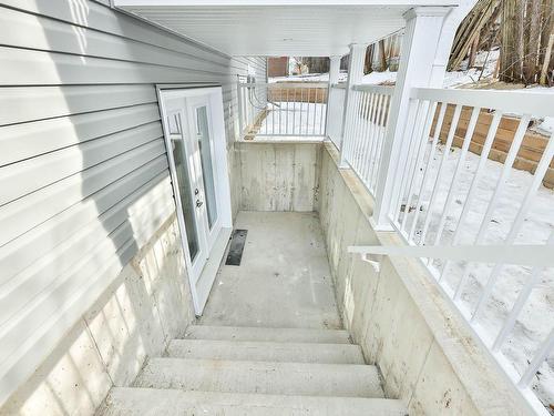Staircase - 78 1Re Avenue, Plaisance, QC - Outdoor With Exterior