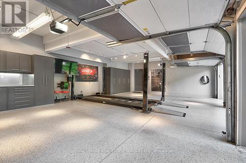 177 Lovers Lane, Hamilton, ON - Indoor Photo Showing Garage