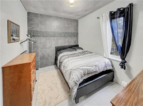 57 Sunset Drive, Ditch Lake, MB - Indoor Photo Showing Bedroom