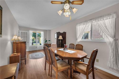 143 Briarsdale Crescent, Welland, ON - Indoor Photo Showing Dining Room