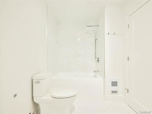 Bathroom - 80 1Re Avenue, Plaisance, QC - Indoor Photo Showing Bathroom