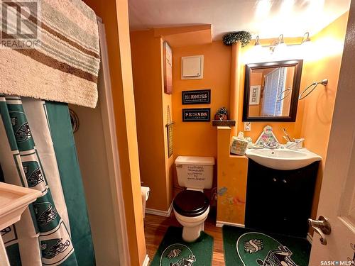 211 Osment Avenue, Katepwa Beach, SK - Indoor Photo Showing Bathroom