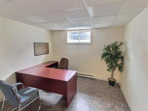 Bureau - 970 Av. Larivière, Rouyn-Noranda, QC - Indoor Photo Showing Office