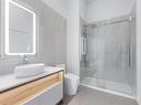 Salle de bains - 106-3000 Boul. Thimens, Montréal (Saint-Laurent), QC  - Indoor Photo Showing Bathroom 