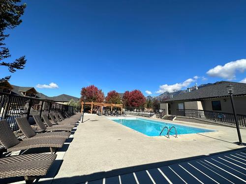 712 - 700 Bighorn Boulevard, Radium Hot Springs, BC - Outdoor With In Ground Pool