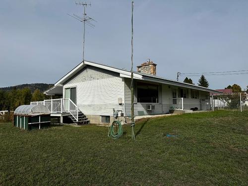 6195 19Th Street, Grand Forks, BC - Outdoor With Deck Patio Veranda