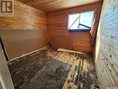 257 4Th Avenue E, Gravelbourg, SK - Indoor Photo Showing Other Room