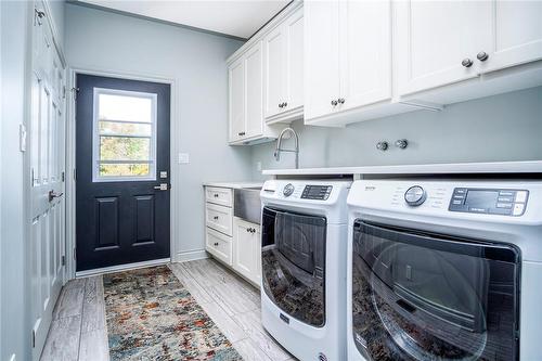 565 Charlotteville Road 5, Simcoe, ON - Indoor Photo Showing Laundry Room