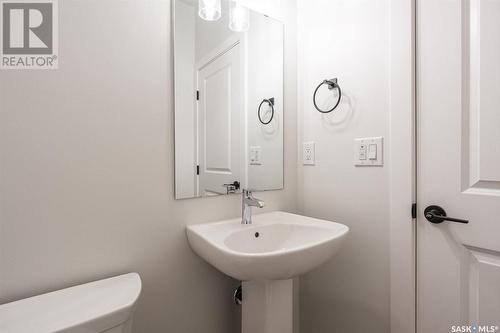 127 Doran Way, Saskatoon, SK - Indoor Photo Showing Bathroom