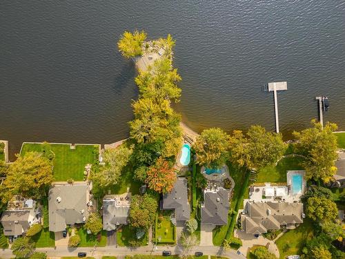 Aerial photo - 21 Cours East Gables, Beaconsfield, QC - Outdoor With Body Of Water With View