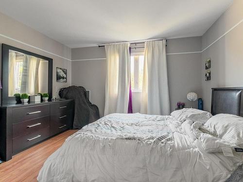 Bedroom - 7500Z Rue Liret, Québec (Les Rivières), QC - Indoor Photo Showing Bedroom