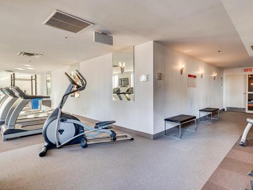 Salle d'exercice - 408-2160 Av. Terry-Fox, Laval (Chomedey), QC - Indoor Photo Showing Gym Room