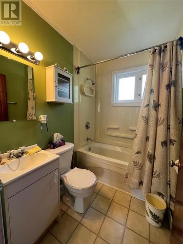 20 Sutherland Drive, Grand Falls-Windsor, NL - Indoor Photo Showing Bathroom