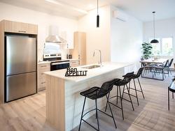 301-1526  - 1542 Ch. des Patriotes  Otterburn Park, QC J3L 6E9