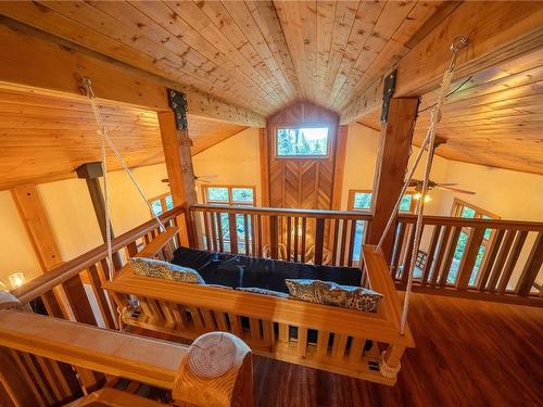 434 Meadow Valley Trail, Thetis Island, BC - Indoor Photo Showing Other Room