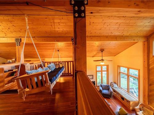 434 Meadow Valley Trail, Thetis Island, BC - Indoor Photo Showing Other Room