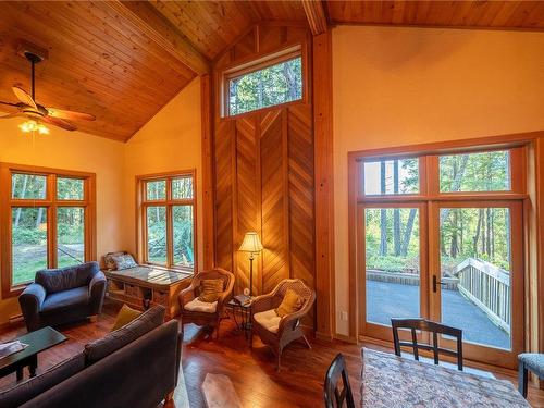 434 Meadow Valley Trail, Thetis Island, BC - Indoor