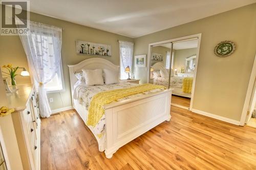 3808 Sawgrass Drive, Osoyoos, BC - Indoor Photo Showing Bedroom