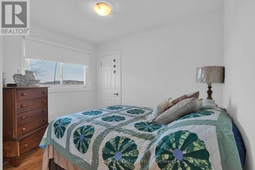 174 Sandy Bay Rd, Alnwick/Haldimand, ON - Indoor Photo Showing Bedroom