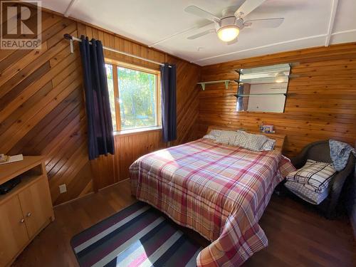 3711 212 Road, Dawson Creek, BC - Indoor Photo Showing Bedroom