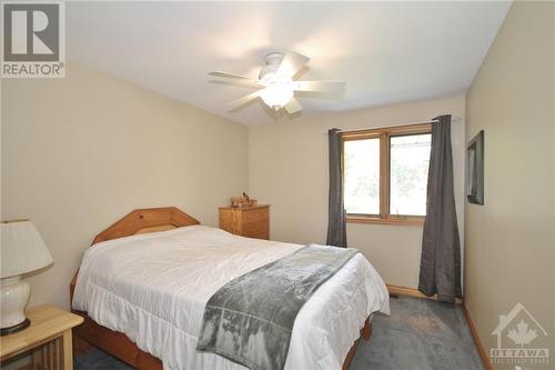 9601 Hall Road, North Augusta, ON - Indoor Photo Showing Bedroom