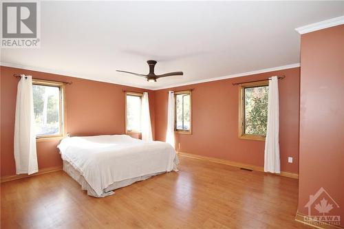 9601 Hall Road, North Augusta, ON - Indoor Photo Showing Bedroom
