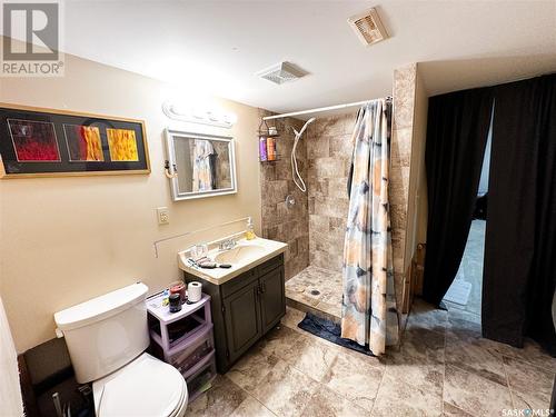 63 Circlebrooke Drive, Yorkton, SK - Indoor Photo Showing Bathroom
