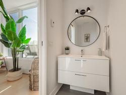 Powder room - 