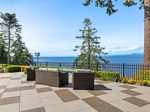 864 Gaetjen St, Parksville, BC - Outdoor With Body Of Water