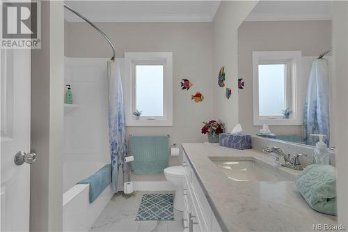 653 Sea Street, Saint John, NB - Indoor Photo Showing Bathroom