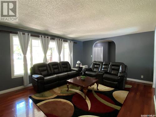 1704 Gregory Drive, North Battleford, SK - Indoor Photo Showing Living Room